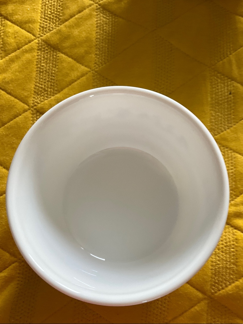 Corelle White Bowl with Green Vine Border - Picture 3 of 3